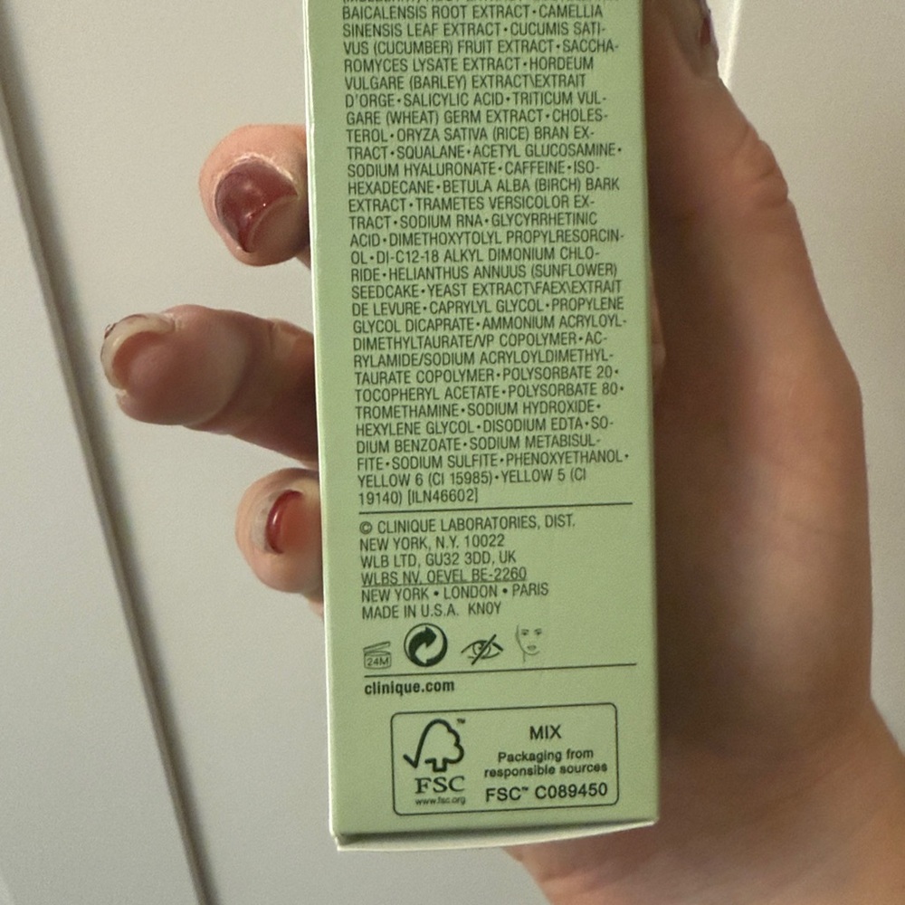 Even Better Clinical™ Radical Dark Spot Corrector + Interrupter-50 ml BNIB - Picture 11 of 11